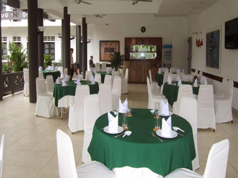 Sai Gon Phong Nha Hotel Донгхой Экстерьер фото